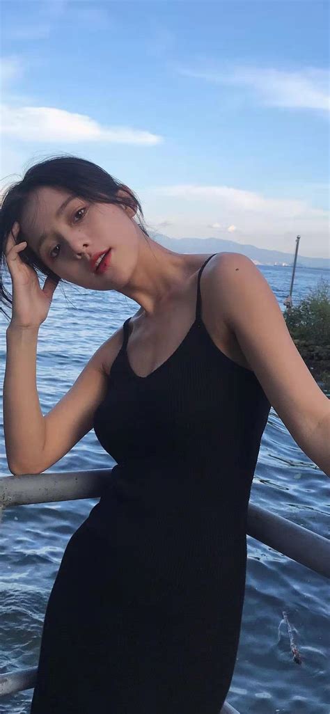 前温网冠军因伤退赛！萨巴伦卡晋级美网4强+将PK世界第4创4纪录